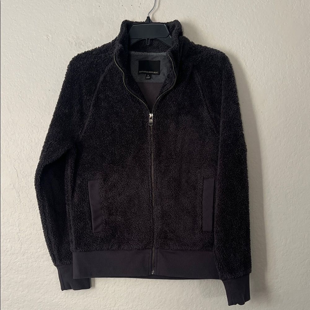 Like New! Banana Republic Men's Zip-Up Black Fleece Jacket Pockets in Size S